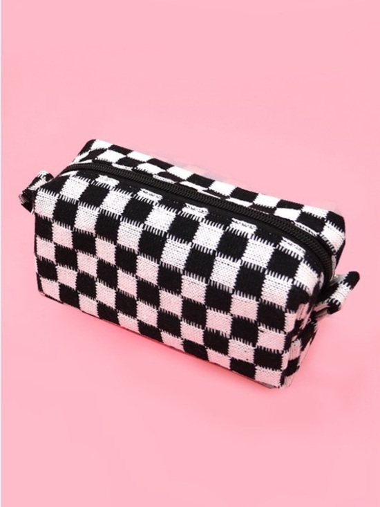 Handbags - Black & White Checkered Women’s Zip Pouch
